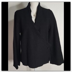 Deane & White Wrap 💯 wool sweater